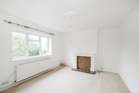 20 Valley Side Parade, London, E4 8AJ