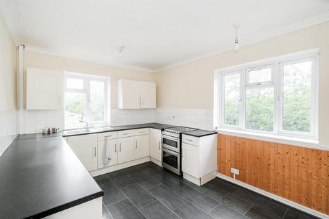 20 Valley Side Parade, London, E4 8AJ