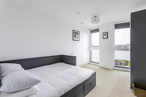 2 bedroom flat to rent, Fiador Apartments  Telegraph Avenue, London SE10