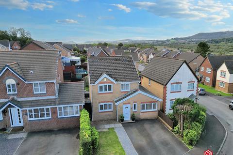 44 Hunters Ridge, Tonna, Neath, SA11 3FE