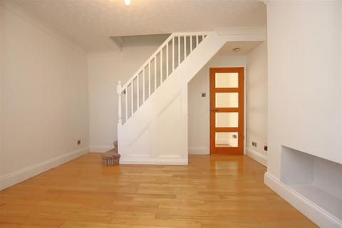60 Hill House Road, Dartford, DA2 6HQ