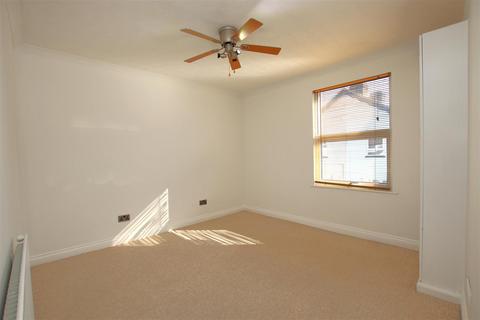 60 Hill House Road, Dartford, DA2 6HQ
