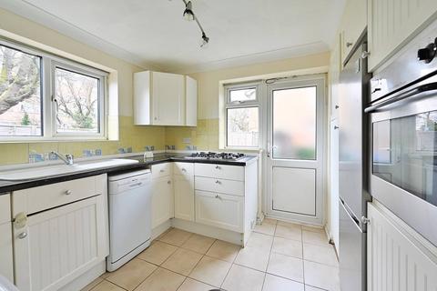 2 bedroom maisonette to rent, Malden Road, New Malden, KT3