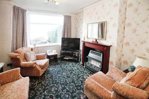10 Leafield Way, Bradford, BD2 3RY