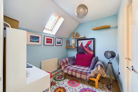 28 The Rushes, Tuffley, Gloucester, GL4 0TZ