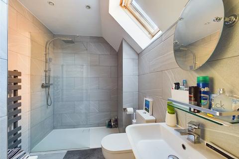 28 The Rushes, Tuffley, Gloucester, GL4 0TZ
