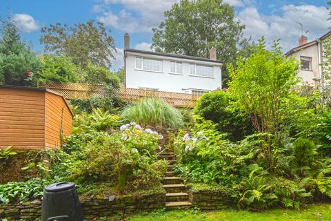 4 bedroom detached house for sale, Queen Victoria Road, Sheffield S17