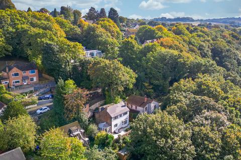 4 bedroom detached house for sale, Queen Victoria Road, Sheffield S17