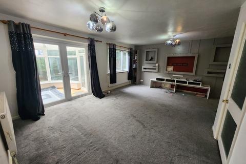 28 Colston Close, Bradford, BD8 0BN