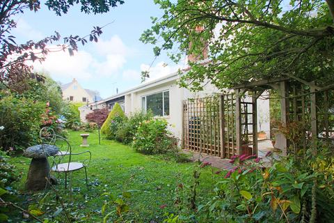 3 bedroom property for sale, Les Rebouquets, St Martin's, Guernsey, GY4