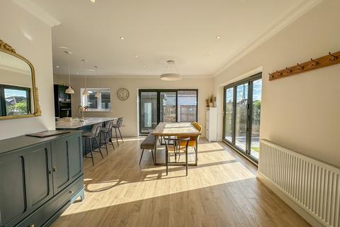 298 Ashingdon Road, Rochford, SS4 3DA