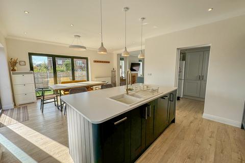 298 Ashingdon Road, Rochford, SS4 3DA