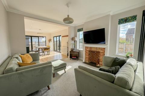 298 Ashingdon Road, Rochford, SS4 3DA