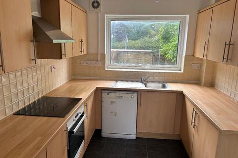 5 bedroom house to rent, Harlaxton Walk, Nottingham NG3