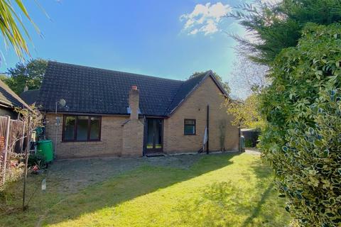 3 bedroom detached bungalow for sale, Gurney Drive, Norwich NR7