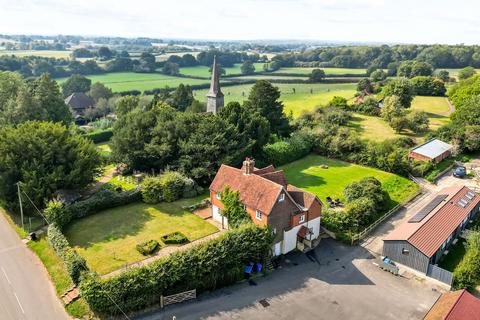 5 bedroom detached house for sale, Crowhurst Lane, Lingfield RH7