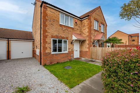 2 bedroom semi-detached house for sale, Plowes Way, Knottingley WF11