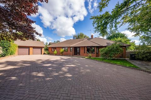 4 bedroom bungalow for sale, The Narth, Monmouth