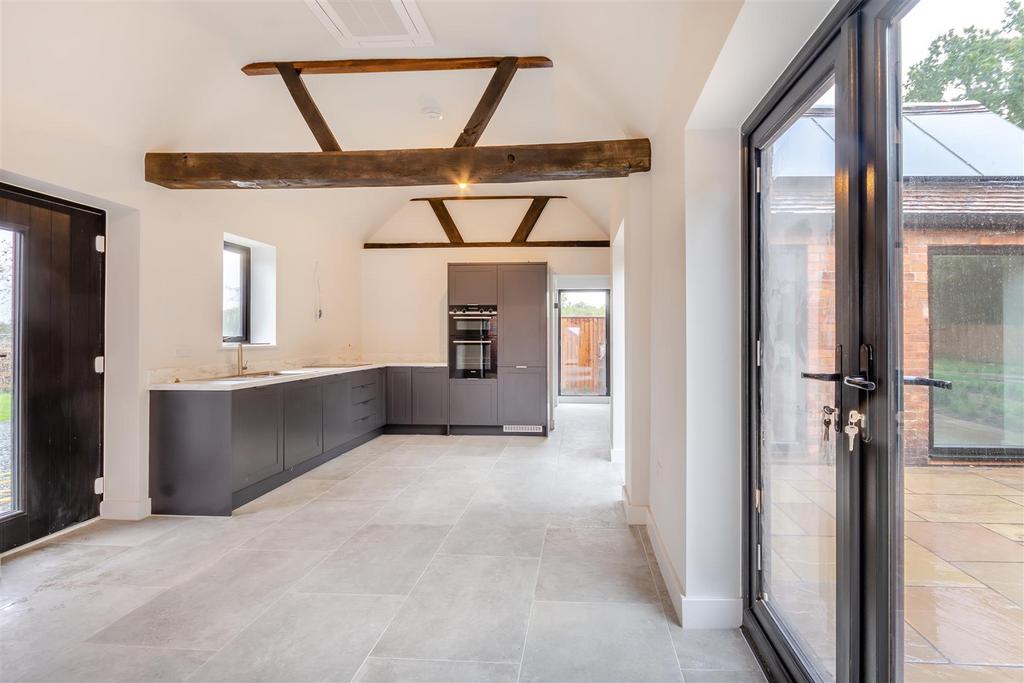 8623752-interior41.jpg