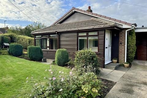 3 bedroom detached bungalow for sale, Highfield Avenue, Birdsedge, Huddersfield HD8 8XT