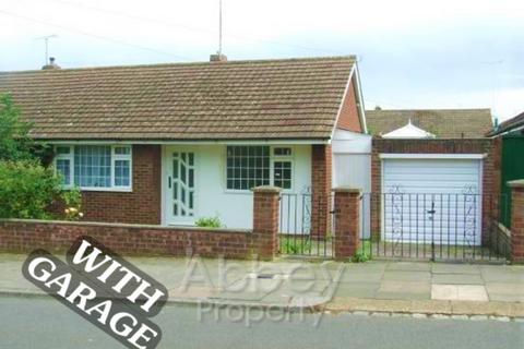 2 bedroom semi-detached bungalow to rent, Stanton Road - L&D Area - LU4 0BJ