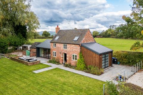 3 bedroom detached house for sale, Green Lane, Norbury