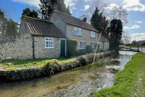 3 bedroom detached house for sale, Maltongate, Thornton-Le-Dale, Pickering