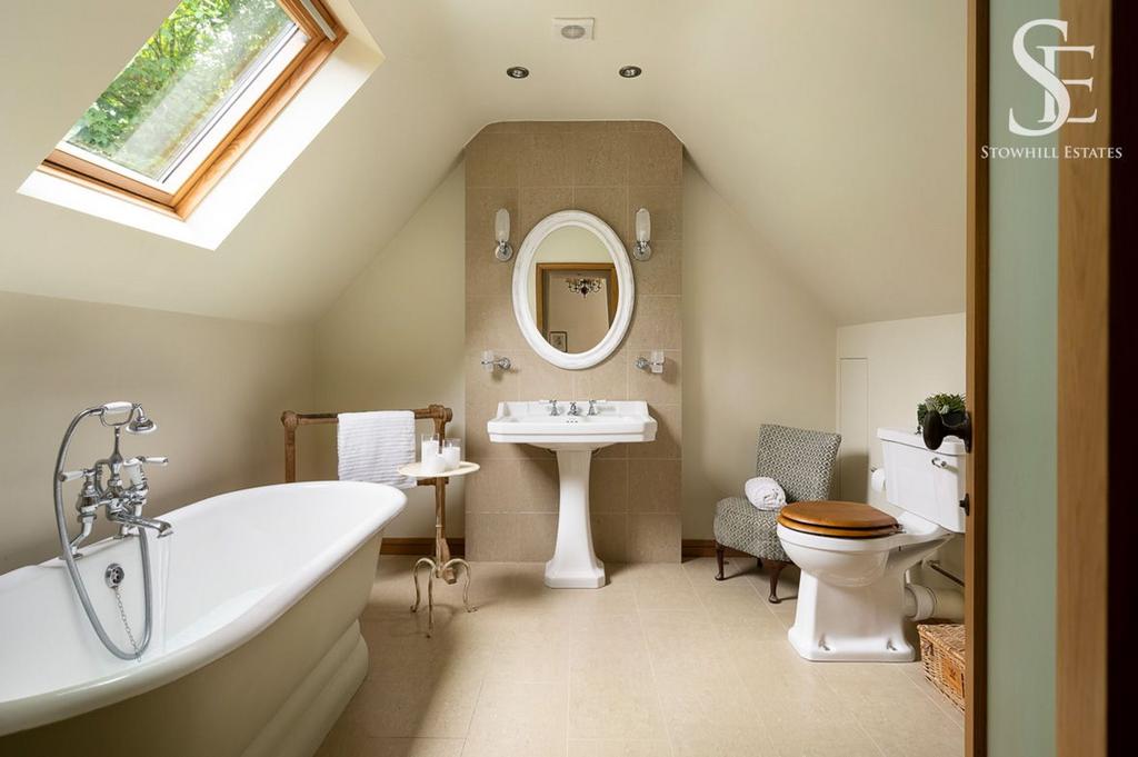 Master ensuite