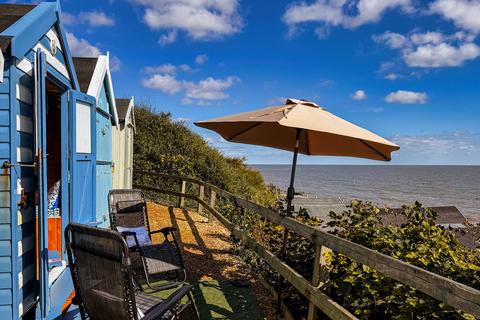 Chalet for sale, Golf Road, Felixstowe IP11