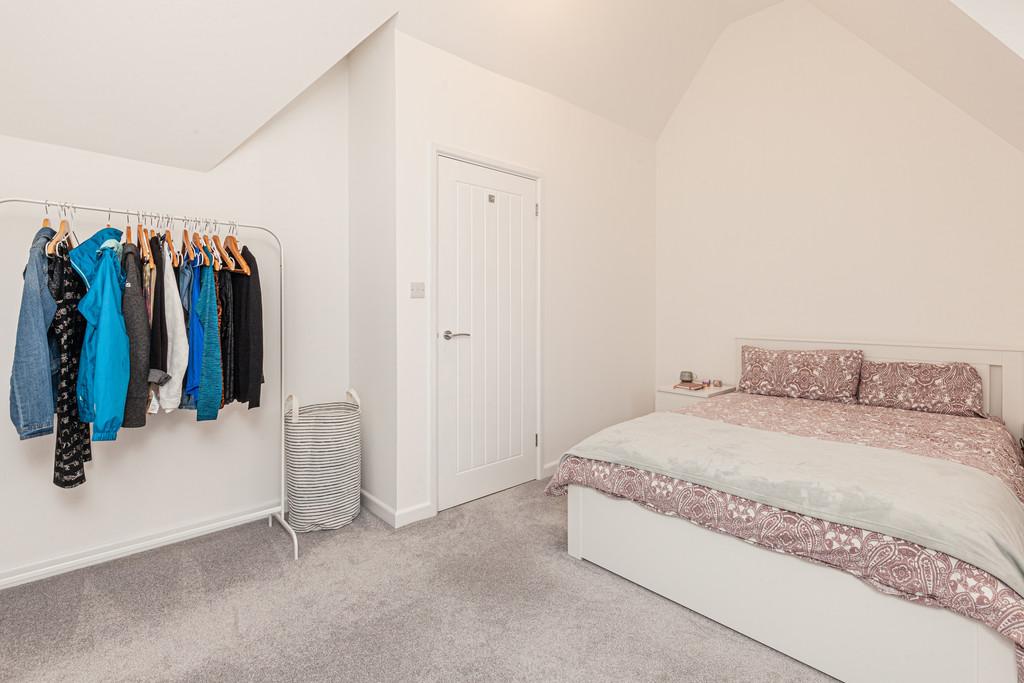 Bedroom 1- Angle 1