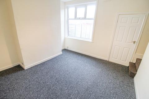 2 bedroom terraced house to rent, 120 Queensgate, Bolton, BL1 4DZ