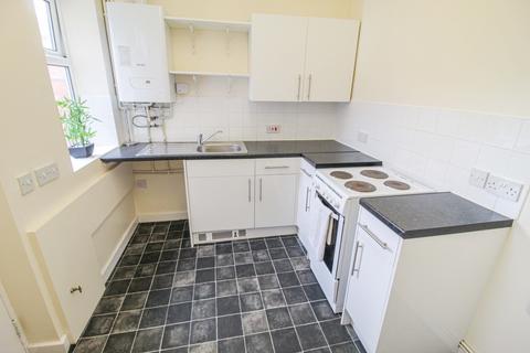 2 bedroom terraced house to rent, 120 Queensgate, Bolton, BL1 4DZ