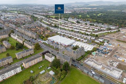 G/l, 30 Clepington Road, Dundee, DD3 7NX