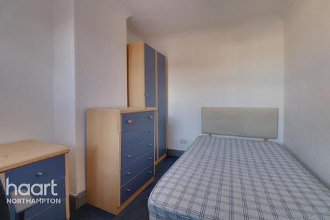 1 bedroom in a house share to rent, Ashburnham Road, Northampton