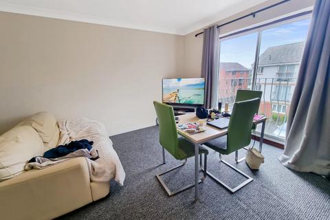 3 bedroom flat for sale, Curlew Mews, Plymouth