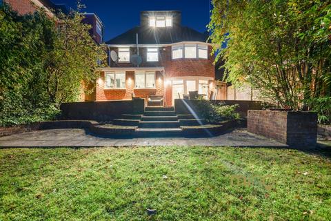 6 bedroom detached house for sale, Dorchester Gardens, NW11