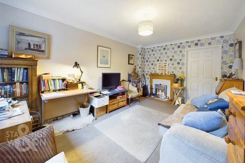 2 bedroom terraced house for sale, Airedale Close, Norwich