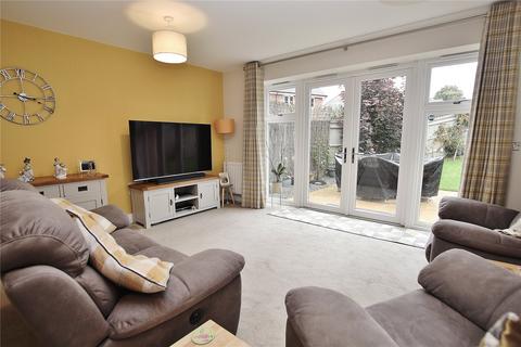 3 bedroom semi-detached house for sale, Boxwood Grove, Woking GU24