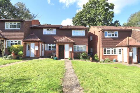 1 bedroom maisonette for sale, Ashley Court, Surrey GU21