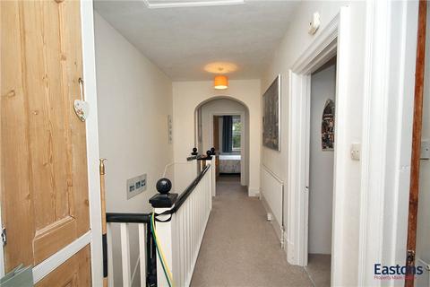 2 bedroom maisonette for sale, Denham Road, Surrey KT17