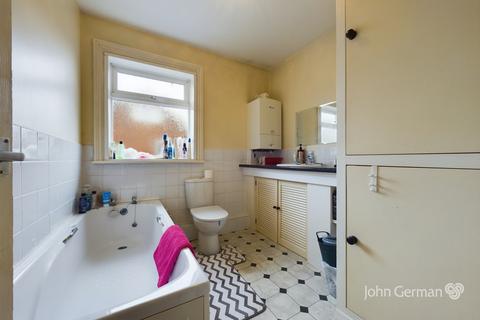 37 New Street, Uttoxeter, ST14 7QS