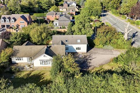 5 bedroom detached house for sale, Burnmill Road, Market Harborough