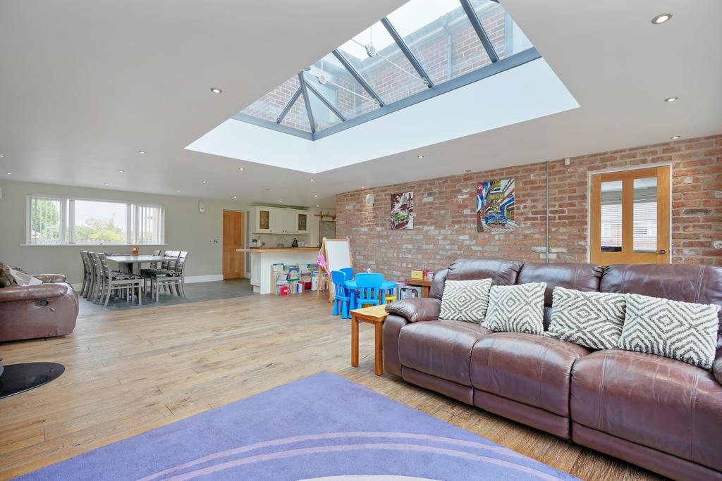 Kitchen-Family Room