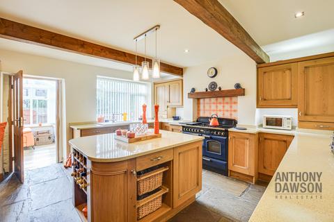 4 bedroom cottage for sale, Gorple Road, Burnley, Lancashire