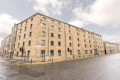 2 bedroom flat for sale, 108/11 Great Junction Street, Edinburgh, EH6