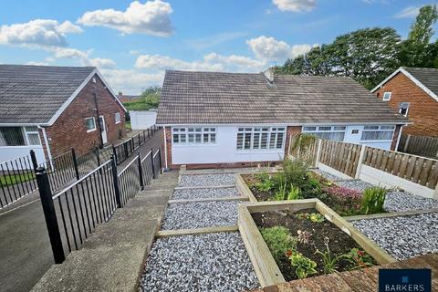 2 bedroom semi-detached bungalow for sale, Hollinbank Lane, Heckmondwike