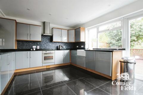 4 bedroom semi-detached house for sale, Great Cambridge Road, Enfield, EN1 - Stunning Extended Home