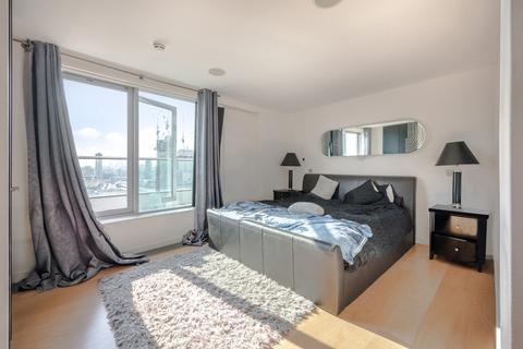 3 bedroom flat to rent, New Providence Wharf, 1 Fairmont Avenue, London