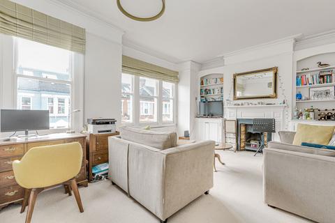 2 bedroom maisonette for sale, Hazelbourne Road, Clapham South, London