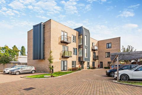 2 bedroom apartment for sale, Woodthorpe Road, Ashford TW15